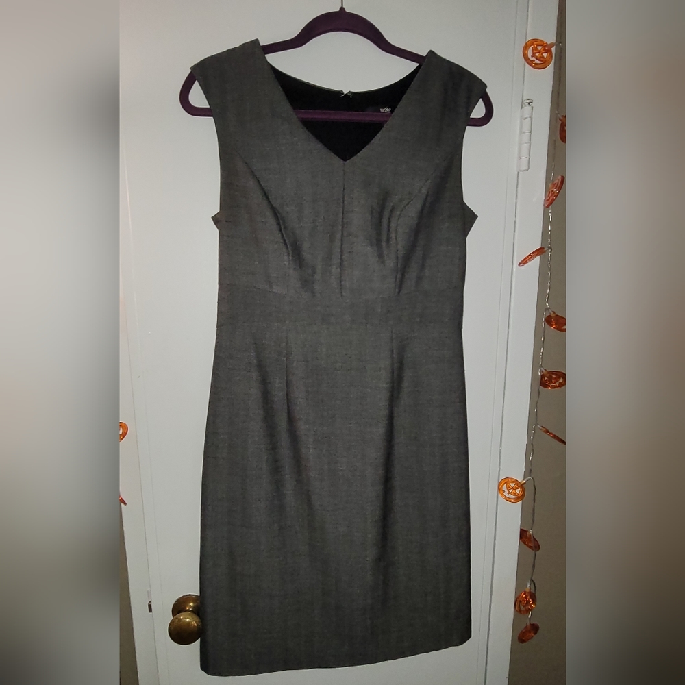 Mossimo Size 8 gray dress